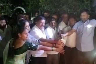 ಭೈರಪ್ಪನಹಳ್ಳಿ ರಸ್ತೆಗೆ ₹1.5 ಕೋಟಿ ಚಾಲನೆ ಹೆಲ್ಮೆಟ್, ವಿಮೆ ಕಡ್ಡಾಯಕ್ಕೆ ಶಾಸಕರ ಕರೆ