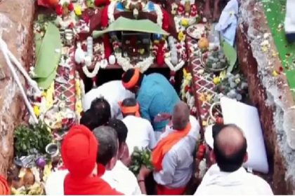 ದಾವಣಗೆರೆ ಧಣಿ ಇನ್ನು ನೆನಪು ಮಾತ್ರ : ಪತ್ನಿ ಪಕ್ಕದಲ್ಲಿ ಚಿರನಿದ್ರೆ