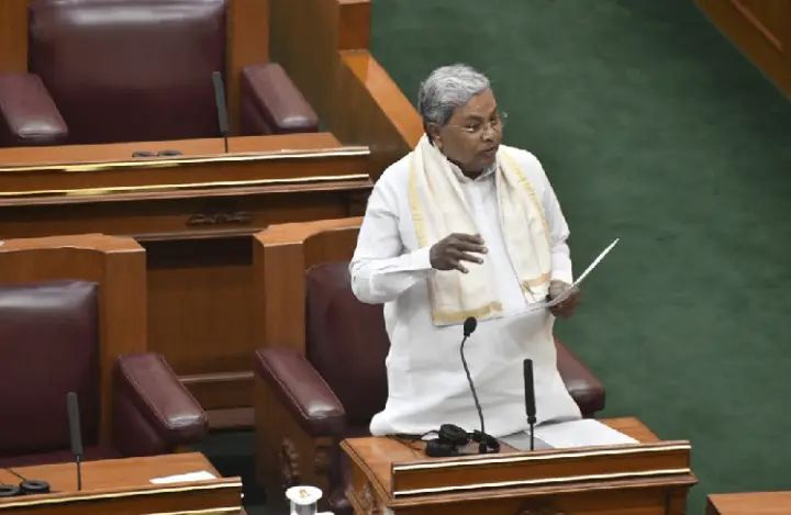 ಎಲ್ಲಿಯವರೆಗೂ ಹೈಕಮಾಂಡ್ ಹೇಳುತ್ತೋ ಅಲ್ಲಿಯವರೆಗೂ ನಾನೇ ಸಿಎಂ : ಸಿದ್ದರಾಮಯ್ಯ ಎಲ್ಲಿಯವರೆಗೂ ಹೈಕಮಾಂಡ್ ಹೇಳುತ್ತೋ ಅಲ್ಲಿಯವರೆಗೂ ನಾನೇ ಸಿಎಂ : ಸಿದ್ದರಾಮಯ್ಯ