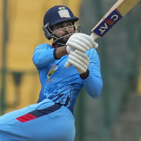 ಕ್ರಿಕೆಟ್: ಕರ‍್ನಾಟಕಕ್ಕೆ ಗೆಲುವಿನ ಮಾಲೆ