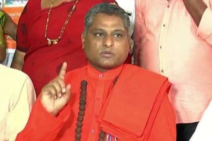 ಸಿದ್ದರಾಮಯ್ಯನವರೇ ಸಿಎಂ ಆಗಿ ಮುಂದುವರೆಯಲಿ: ವಾಲ್ಮೀಕಿ ಪೀಠದ ಸ್ವಾಮೀಜಿ