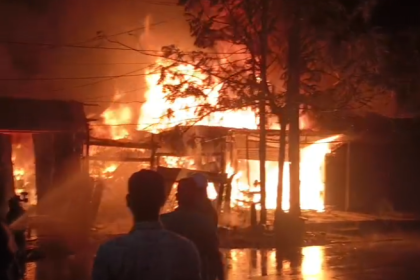 ಆಕಸ್ಮಿಕ ಬೆಂಕಿಗೆ 5 ಅಂಗಡಿಗಳು ಭಸ್ಮ