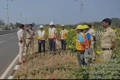 ಬೈಕ್ ಸವಾರರ ರಕ್ಷಣೆಗಾಗಿ ಪೊಲೀಸರಿಂದ ಮುನ್ನೆಚ್ಚರಿಕೆ ಕ್ರಮ