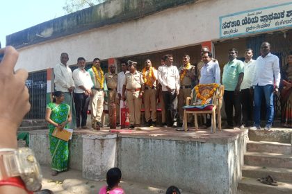 ದೇವನೂರು ಶಾಲೆಯಲ್ಲಿ ಅಗ್ನಿಶಾಮಕ ಅಧಿಕಾರಿಗಳಿಂದ ಅಗ್ನಿ ಅನಾಹುತದ ಅಣಕು ಪ್ರದರ್ಶನ