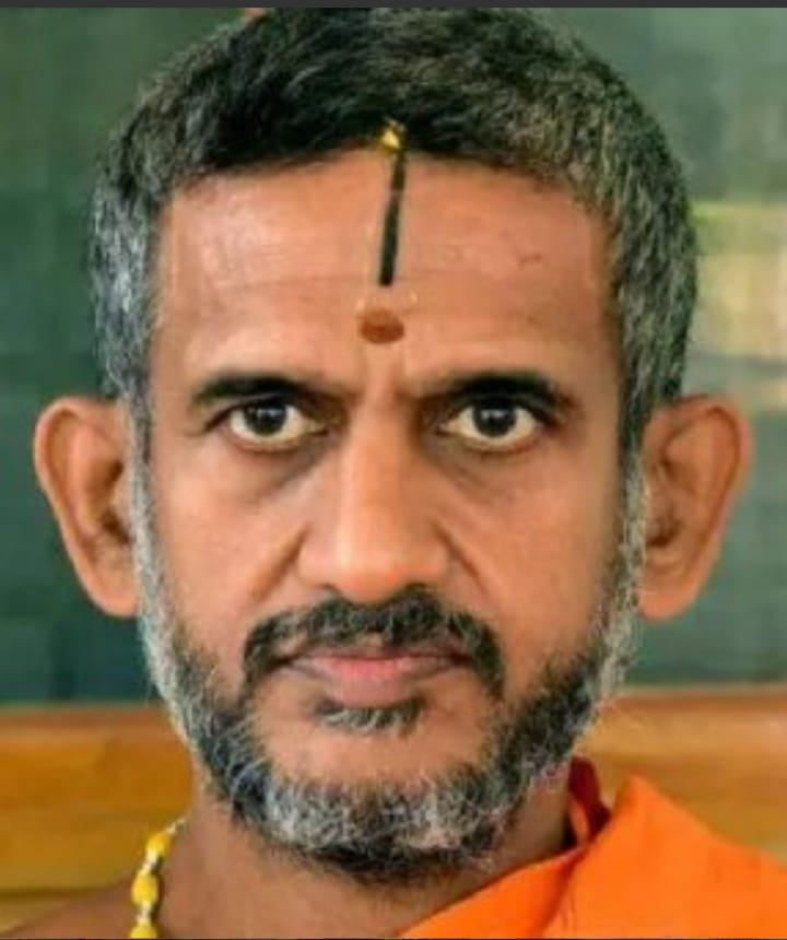 ಬಾಂಗ್ಲಾದಲ್ಲಿ ಹಿಂದುಗಳ ಮೇಲಿನ ಕ್ರೌರ್ಯ ನಿಲ್ಲಿಸಲು ತಕ್ಷಣ ಕ್ರಮ ವಹಿಸಿ : ಪೇಜಾವರ ಶ್ರೀ ಒತ್ತಾಯ