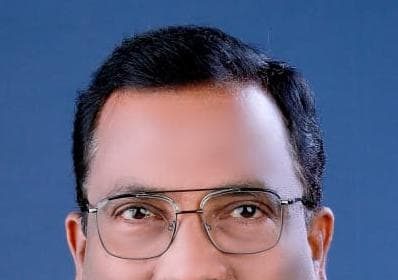 ಎಂಟನೆಯ ವಿಜಯಪುರ ತಾಲೂಕ ಕನ್ನಡ ಸಾಹಿತ್ಯ ಸಮ್ಮೇಳನ : ಸವಾ೯ಧ್ಯಕ್ಷರಾಗಿ ಸೋಮಲಿಂಗ ಗೆಣ್ಣೂರ ಆಯ್ಕೆ