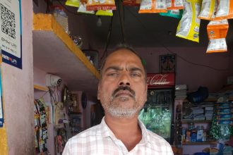 ಚಂದ್ರಯ್ಯ ಕಲಾಲ್ ಅವರಿಗೆ ವಿದ್ಯುತ್ ಬಿಲ್ ಒಂದೇ ತಿಂಗಳಲ್ಲಿ 15ಸಾವಿರ ರೂಪಾಯಿ ಕಟ್ಟುವಂತೆ ಅಧಿಕಾರಿಗಳಿಂದ ದಬ್ಬಾಳಿಕೆ