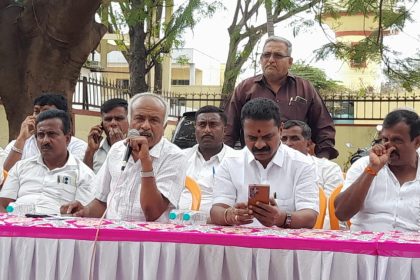 ಗೋಷ್ಟಿಯಲ್ಲಿ ಗುಡುಗಿದ ನಿರ್ದೇಶಕ/ ಆರೋಪ ನಿರಾಧಾರ, ಕಾನೂನು ಹೋರಾಟ ಮಾಡ್ತೇನೆ : ಸಿದ್ದಲಿಂಗಪ್ಪ