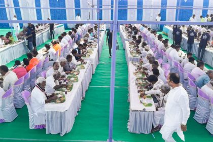 ಕಂದಕೂರಿಗೆ ಸಾಗರೋಪಾದಿಯಲ್ಲಿ ಹರಿದು ಬಂದ ಜನ :ಮಾಜಿ ಶಾಸಕ ಲಿಂ.ನಾಗನಗೌಡರ ದ್ವಿತೀಯ ಪುಣ್ಯಸ್ಮರಣೆ