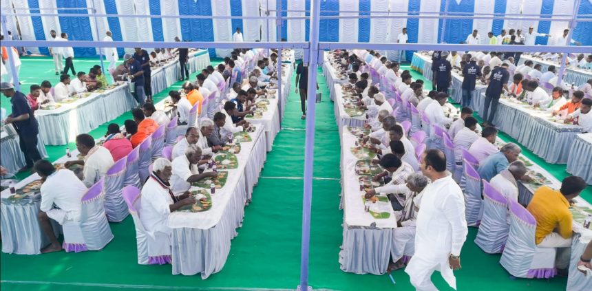 ಕಂದಕೂರಿಗೆ ಸಾಗರೋಪಾದಿಯಲ್ಲಿ ಹರಿದು ಬಂದ ಜನ :ಮಾಜಿ ಶಾಸಕ ಲಿಂ.ನಾಗನಗೌಡರ ದ್ವಿತೀಯ ಪುಣ್ಯಸ್ಮರಣೆ