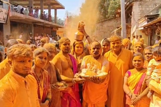 ಗ್ರಾಮದೇವತೆ ಜಾತ್ರೆಯ ನಿಮಿತ್ಯ ಕಾಯಿ ಪೂಜೆ,ಭಂಡಾರದಲ್ಲಿ ಮಿಂದೆದ್ದ ಭಕ್ತರು