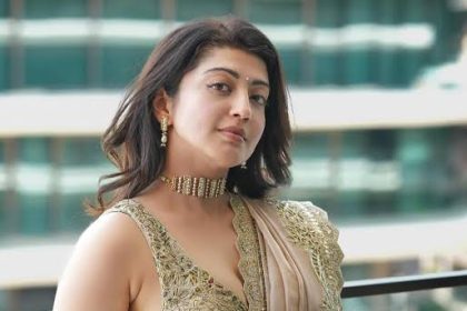 ವಿಐಪಿ ಸಂಚಾರದ ಕುರಿತು ನಟಿ ಪ್ರಣೀತಾ ಆಕ್ರೋಶ : ಹೀಗಾದರೇ ನಮ್ಮ ದೇಶ ಉದ್ಧಾರ ಆಗಲ್ಲ