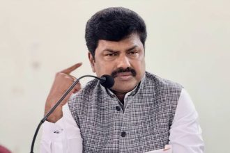 ಸಂಸದ ಬಿ.ವೈ ರಾಘವೇಂದ್ರ ಪ್ರಯಾಣಿಸುತ್ತಿದ್ದ ಕಾರು ಅಪಘಾತ: ಪ್ರಾಣಾಪಾಯದಿಂದ ಪಾರು