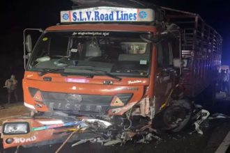 ಲಾರಿ ಕಾರು ಮುಖಾಮುಖಿ ಡಿಕ್ಕಿ : ಕಾರಿನಲ್ಲಿದ್ದ ನಾಲ್ವರು ಸ್ಥಳದಲ್ಲೇ ಸಾವು