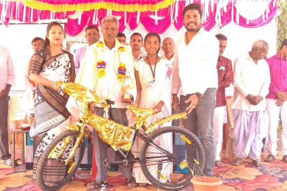 ಉತ್ತಮ ಶಿಕ್ಷಣ ಪಡೆದು ಉತ್ತಮ ಬದುಕು ರೂಪಿಸಿಕೊಳ್ಳಿ : ಶಿವಳ್ಳಿಮಠ