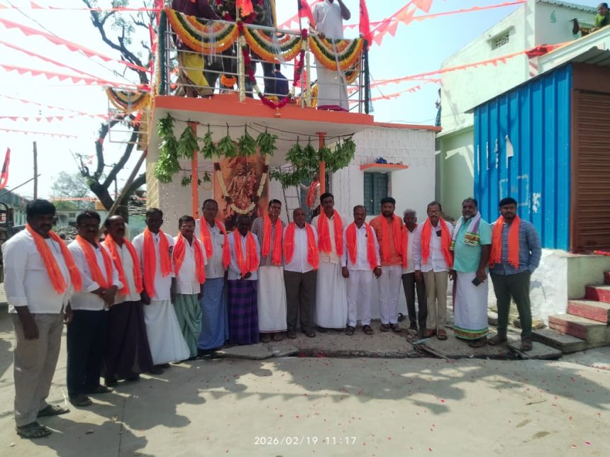 ಸಿಲಾರಕೋಟ್ ಗ್ರಾಮದಲ್ಲಿ ಛತ್ರಪತಿ ಶಿವಾಜಿ ಮಹಾರಾಜರ ಪುತ್ಥಳಿ ಅನಾವರಣ ಮತ್ತು ಜಯಂತ್ಯೋತ್ಸವ ಕಾರ್ಯಕ್ರಮ. ಸಿಲಾರಕೋಟ್ ಗ್ರಾಮದಲ್ಲಿ ಛತ್ರಪತಿ ಶಿವಾಜಿ ಮಹಾರಾಜರ ಪುತ್ಥಳಿ ಅನಾವರಣ ಮತ್ತು ಜಯಂತ್ಯೋತ್ಸವ ಕಾರ್ಯಕ್ರಮ.