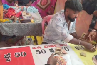 50 ರೂ. ಕಟ್ಟಿ 150 ಕೊಡುತ್ತೇವೆ : ಶರೀಫರ ಜಾತ್ರೆಯಲಿ ಅಕ್ರಮ ಜೂಜಾಟ