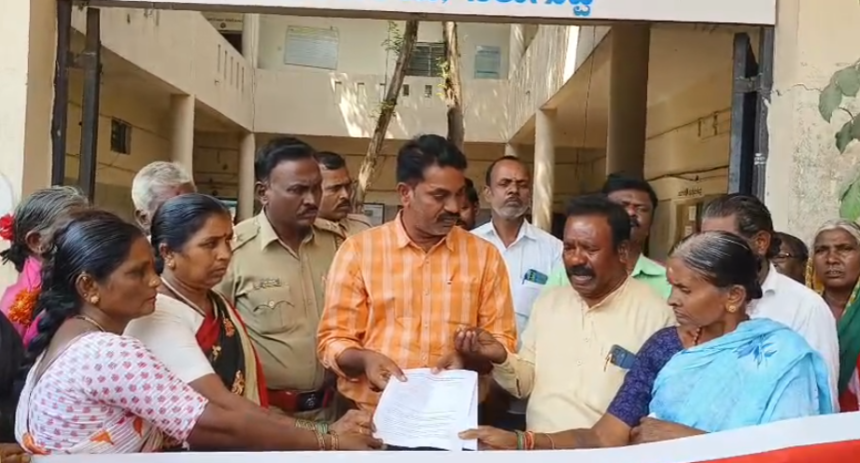 ಒಂಟಿ ಮಹಿಳೆಯರ ಸಂರಕ್ಷಣೆ ಹಾಗೂ ಪುನರ್ವಸತಿಗೆ ಒತ್ತಾಯ