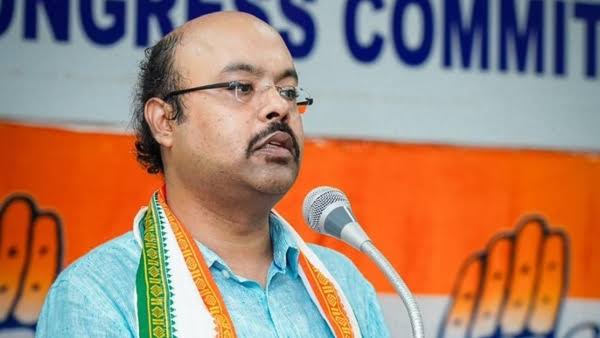 ತಂದೆಯೇ 5 ವರ್ಷ ಮುಖ್ಯಮಂತ್ರಿಯಾಗಿರುತ್ತಾರೆ : ಯತೀಂದ್ರ ಸಿದ್ದರಾಮಯ್ಯ 