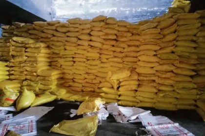 ಅಕ್ರಮವಾಗಿ ಸಂಗ್ರಹಿಸಿದ 1256 ಚೀಲ ಯೂರಿಯಾ ಜಪ್ತಿ 