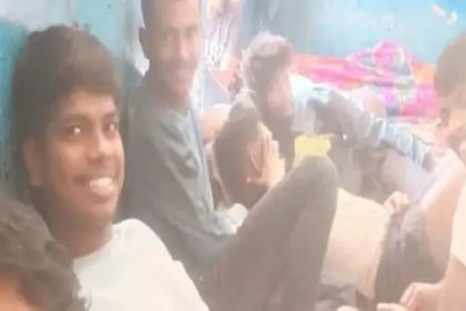 ಹುಬ್ಬಳ್ಳಿಯ ಕಾರಾಗೃಹದಲ್ಲಿ ಕೈದಿಗಳಿಗೆ ರಾಜಾತಿಥ್ಯ : ಮದ್ಯ, ಗಾಂಜಾ ಸಿಗುತ್ತಿರುವ ವಿಡಿಯೋ ವೈರಲ್