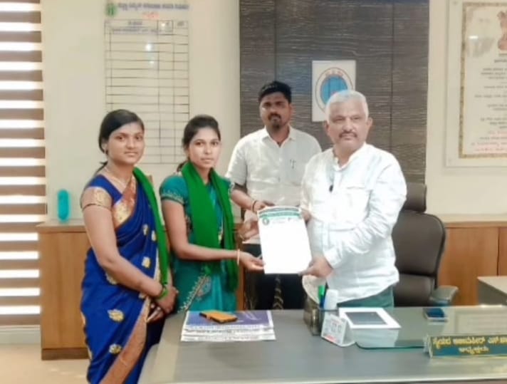 ಹಗರಣದ ಆರೋಪದಡಿ ಅಮಾನತ್ತಾದ ಅಧಿಕಾರಿ: ತನಿಖೆ ಮುಗಿಯುವ ಮುನ್ನ  ಕರ್ತವ್ಯಕ್ಕೆ ಹಾಜರು