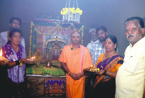 ಇಂಚಲ ಗ್ರಾಮದ ಕರಾಡೆ ಅವರ ಮನೆತನದ ಮೂಲಗದ್ದುಗೆ ಉದ್ಭವ ಮೂರ್ತಿ ಶೆಟ್ಟೆಮ್ಮ ದೇವಿ