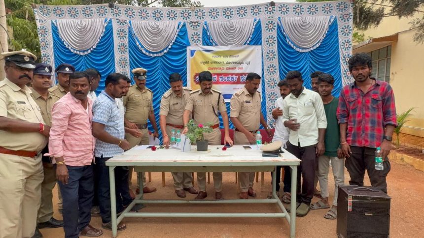 ಸದೃಢ ಸಮಾಜ ಕಟ್ಟಲು ಯುವಜನತೆ ಸಹಕಾರ ಬಹಳ ಮುಖ್ಯ. ಶಿವಕುಮಾರ್.ಆರ್. ಸದೃಢ ಸಮಾಜ ಕಟ್ಟಲು ಯುವಜನತೆ ಸಹಕಾರ ಬಹಳ ಮುಖ್ಯ. ಶಿವಕುಮಾರ್.ಆರ್.