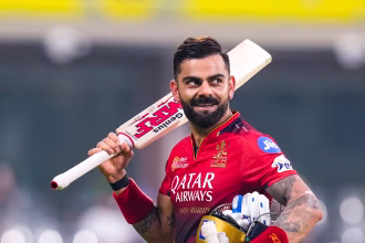 ವಿರಾಟ್ ಮಿಂಚಿನ ಬ್ಯಾಟಿಂಗ್: ಆರ್‌ಸಿಬಿ ಶುಭಾರಂಭ