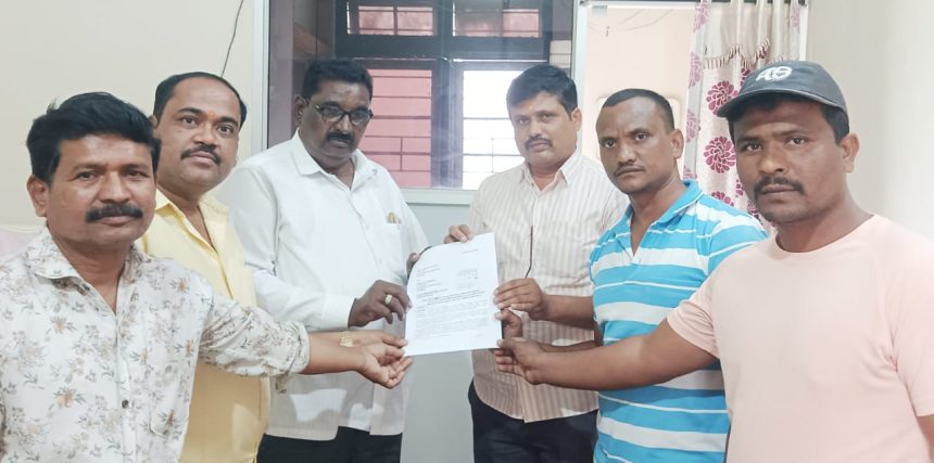 ಭಾಲ್ಕಿಯಲ್ಲಿ ಶ್ರೀ ಮಲ್ಲಿಕಾರ್ಜುನ ಮುತ್ಯಾ ಪರ ಮನವಿ: ಪೋಕ್ಸೋ ಪ್ರಕರಣ ರದ್ದುಪಡಿಸಲು ಆಗ್ರಹ