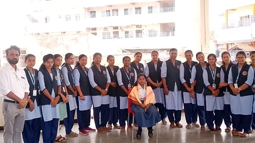 ಶಿಲಾಶಾಸನ ಪತ್ತೆ ಹಚ್ಚಿದ ಲಕ್ಷ್ಮಿ ಹುಂಬಿ ಗೆ ಸನ್ಮಾನ