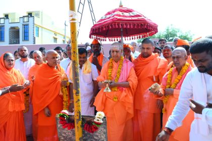 ಅವತಾರ ಪುರುಷ ಶ್ರೀ ಸಿದ್ದಾರೂಢರ ಮಹಿಮೆ ಅಪಾರ : ಶಿವಕುಮಾರ ಶ್ರೀಗಳ ಪತ್ರಿಕಾ ಗೋಷ್ಠಿ