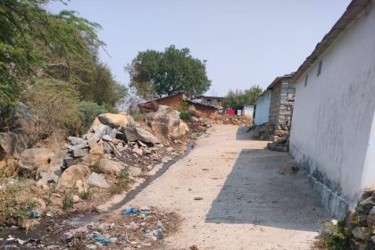 ದಲಿತರು ತೆರಿಗೆ ಕಟ್ಟುವುದಿಲ್ಲ ಅದಕ್ಕೆ ಸ್ವಚತೆ ಕ್ರಮ ಕೈಗೊಳ್ಳುವುದಿಲ್ಲ ಪಿಡಿಓ ಹೇಳಿಕೆ: ಆಕ್ರೋಶ ವ್ಯಕ್ತಪಡಿಸುತ್ತಿರುವ ದಲಿತ ಮುಖಂಡರು.