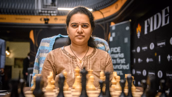 ಪ್ರಮುಖ ಚೆಸ್ ಪಂದ್ಯಾವಳಿಯಿAದ ಹಿಂದೆ ಸರಿದ ಕೊನೆರೂ ಹಂಪಿ