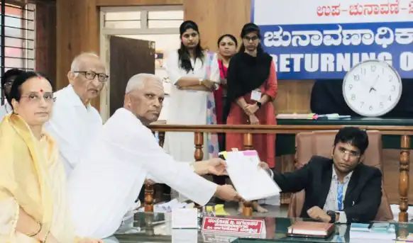 ಬಾಗಲಕೋಟೆ ಉಪ ಚುನಾವಣೆ : ನಾಮಪತ್ರ ಸಲ್ಲಿಸಿದ ವೀರಣ್ಣ ಚರಂತಿಮಠ
