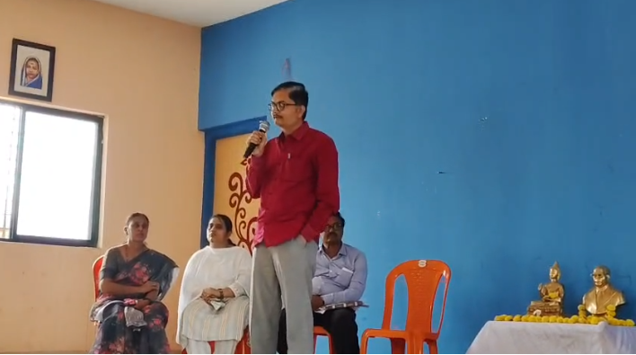 ಡಾ.ಬಾಬು ಜಗಜೀವನರಾಂ ಹಾಗೂ ಡಾ.ಬಿ.ಆರ್.ಅಂಬೇಡ್ಕರ್  ಜಯಂತಿ ಅರ್ಥಪೂರ್ಣವಾಗಿ ಆಚರಣೆಗೆ ತಹಶಿಲ್ದಾರ ರವಿಂದ್ರ ಹಾದಿಮನಿ ಕರೆ