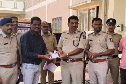 ನಿಪ್ಪಾಣಿ ಮಂಡಲ್ ಪೊಲೀಸರಿಂದ 14 ಲಕ್ಷ ರೂ ಮೌಲ್ಯದ 92 ಮೊಬೈಲ್ ವಶಕ್ಕೆಪಡೆದು ವಂಚಿತರಿಗೆ ಮರಳಿ ಹಸ್ತಾಂತರ 