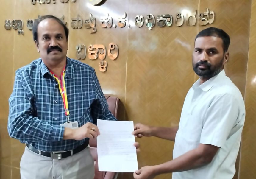 ತಾಲೂಕಿನಲ್ಲಿ ಮಿತಿಮೀರಿದ ನಕಲಿ ವೈದ್ಯರ ಹಾವಳಿಗೆ ಕಡಿವಾಣ ಯಾವಾಗ? ತಾಲೂಕಿನಲ್ಲಿ ಮಿತಿಮೀರಿದ ನಕಲಿ ವೈದ್ಯರ ಹಾವಳಿಗೆ ಕಡಿವಾಣ ಯಾವಾಗ?