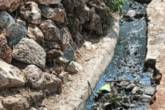 ಜನರ ಕಷ್ಟಕ್ಕೆ ಕಿವಿಗೊಡದ ಭ್ರಷ್ಟ ಅಭಿವೃದ್ಧಿ ಅಧಿಕಾರಿಗಳು