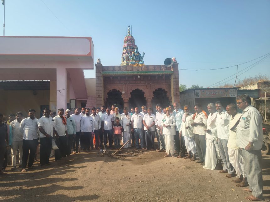 ಜಂಬಗಿ ಬಿ.ಕೆ. ಜೋಡ ಹನುಮಾನ ಓಕಳಿ ಹೊಂಡ ಪೂಜೆ ಜಂಬಗಿ ಬಿ.ಕೆ. ಜೋಡ ಹನುಮಾನ ಓಕಳಿ ಹೊಂಡ ಪೂಜೆ