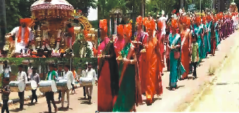 ರುದ್ರಸ್ವಾಮಿ ಮೂರ್ತಿ ಸಕಲ ವಾದ್ಯ ಮೇಳದೊಂದಿಗೆ ಭವ್ಯ ಮೆರವಣಿಗೆ