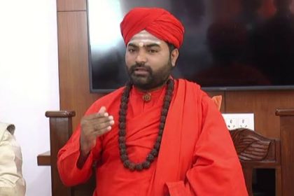 ವ್ಯವಸ್ಥಿತ ಷಡ್ಯಂತ್ರ ಮಾಡಿ ನನ್ನ ಉಚ್ಚಾಟನೆ ಮಾಡಿದ್ದಾರೆ : ವಚನಾನಂದ ಸ್ವಾಮೀಜಿ 