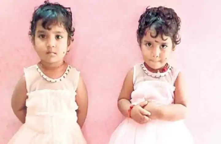 ಅವಳಿ ಹೆಣ್ಣು ಮಕ್ಕಳನ್ನು ಬಾವಿಗೆ ತಳ್ಳಿ ಕೊಂದ ತಂದೆ ಅವಳಿ ಹೆಣ್ಣು ಮಕ್ಕಳನ್ನು ಬಾವಿಗೆ ತಳ್ಳಿ ಕೊಂದ ತಂದೆ