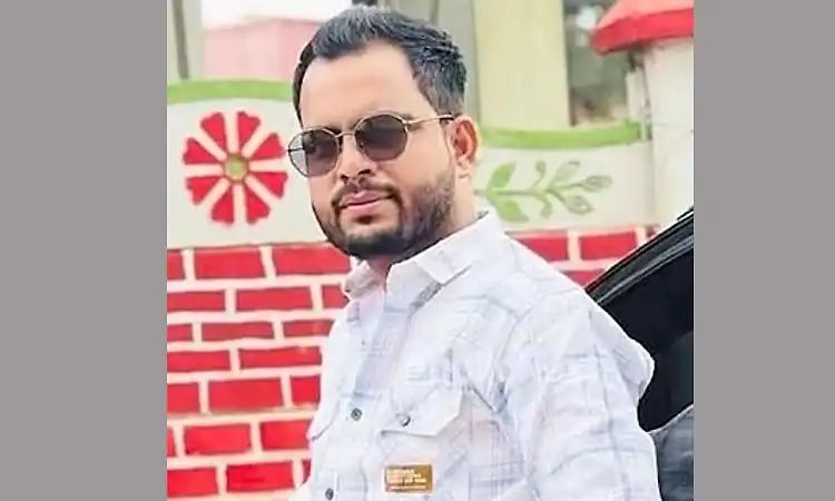 ಮದುವೆ ಸಿದ್ಧತೆಯಲ್ಲಿದ್ದ ಕಾಂಗ್ರೆಸ್ ಪಕ್ಷದ ಯುವ ಮುಖಂಡನ ಮನೆಗೆ ನುಗ್ಗಿ ಹತ್ಯೆ