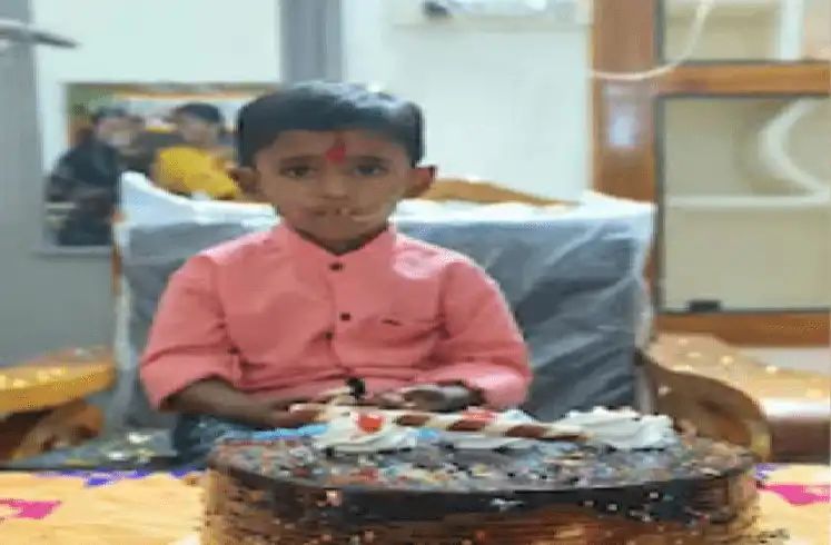 ಮಗ ತನ್ನ ಹೋಲಿಕೆ ಇಲ್ಲ ಎಂದು ನದಿಗೆ ತಳ್ಳಿ ಮಗನನ್ನು ಕೊಲೆಗೈದ ತಂದೆ ಮಗ ತನ್ನ ಹೋಲಿಕೆ ಇಲ್ಲ ಎಂದು ನದಿಗೆ ತಳ್ಳಿ ಮಗನನ್ನು ಕೊಲೆಗೈದ ತಂದೆ