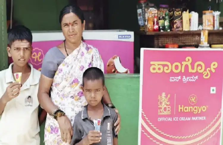 ಗೃಹಲಕ್ಷ್ಮಿ ಹಣದಿಂದ ಐಸ್‌ಕ್ರೀಮ್ ಅಂಗಡಿ ತೆರೆದು ಮಹಿಳೆ