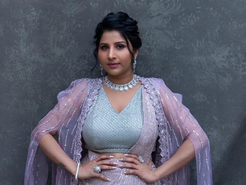 10 ಕೋಟಿ ರೂ. ವಂಚನೆ ಆರೋಪ : ಗಾಯಕಿ ಮಂಗ್ಲಿ ಸೇರಿ ಐವರು ವಿರುದ್ಧ ದೂರು